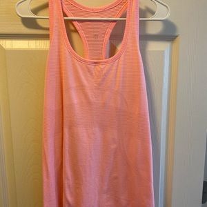 Lululemon tech mesh tank